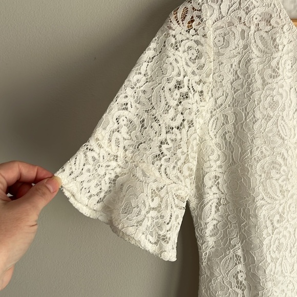 NWT Beta's Choice White Lace Short Ruffle Sleeve Lined Top Size Medium - Picture 3 of 11